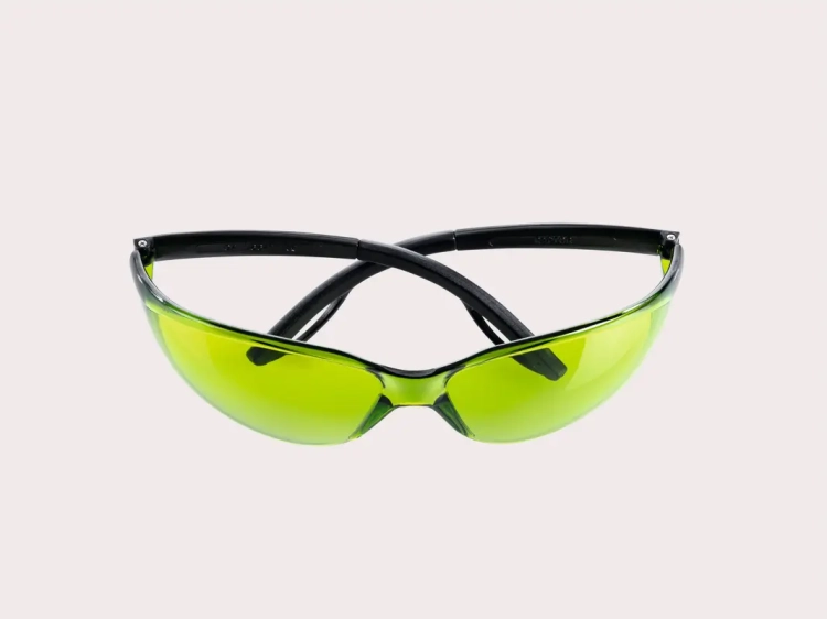 150_Safetyglasses_BLight_Evo_solo_top_beige.webp