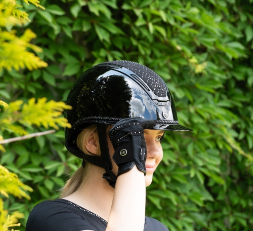 pol_pl_Kask-jezdziecki-z-szerokim-daszkiem-Fair-Play-EQUILEUS-STELLIFY-SHINY.jpg